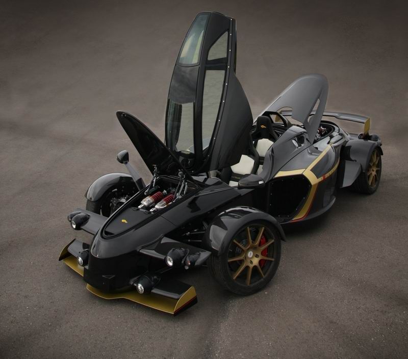 ARCHIVO:TRAMONTANA R (2009)