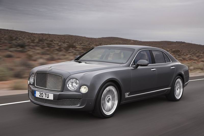 BENTLEY SHOWCASES NEW MULSANNE MULLINER DRIVING SPECIFICATION IN NEW YORK