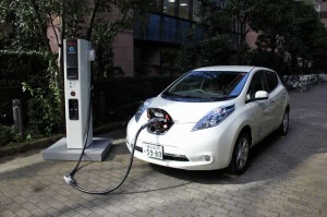 AUMENTAR LOS PUNTOS DE CARGA, CLAVE PARA EL USO DEL VEHÍCULO ELÉCTRICO. NISSAN.