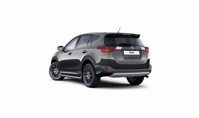 LÍNEA DE ACCESORIOS PARA EL TOYOTA RAV4