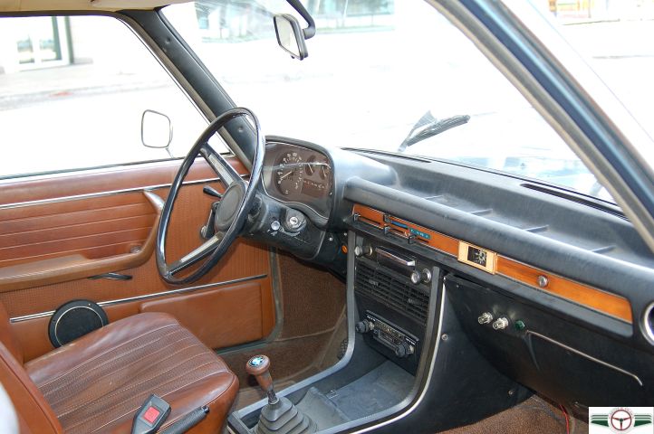 BMW_2800