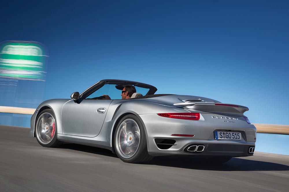 PORSCHE 911 TURBO CABRIOLET.