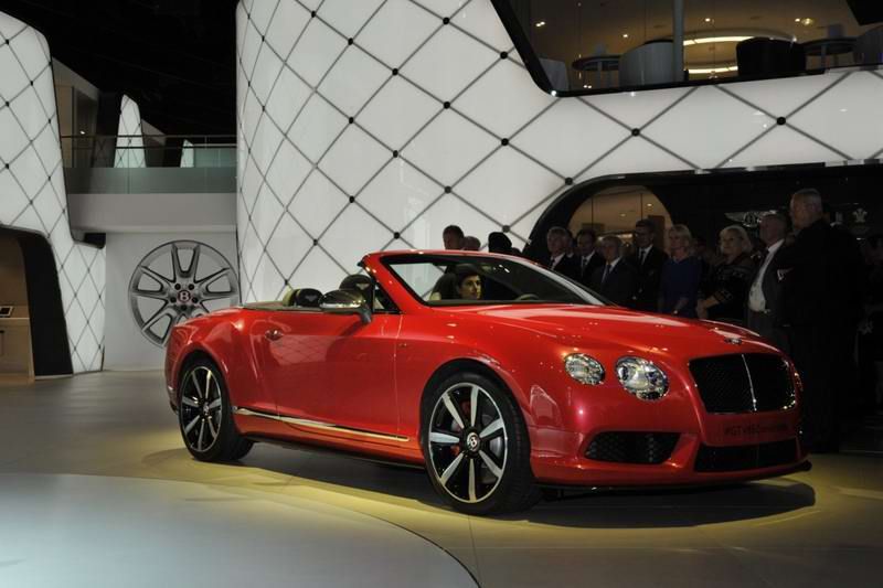 BENTLEY CONTINENTAL GT V8 S CABRIO.