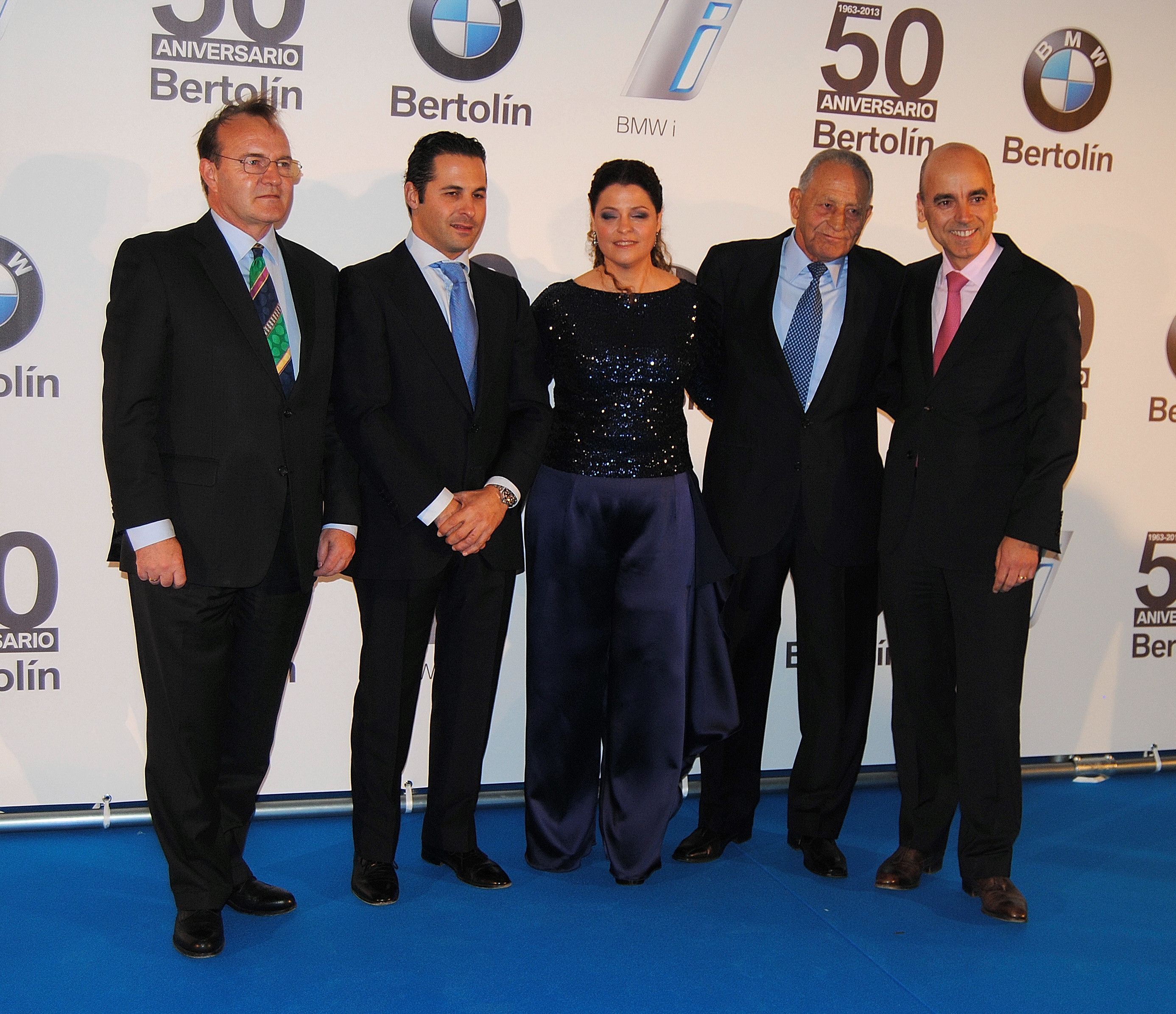 AUTOMÓVILES BERTOLÍN BMW CELEBRA SU 50 ANIVERSARIO