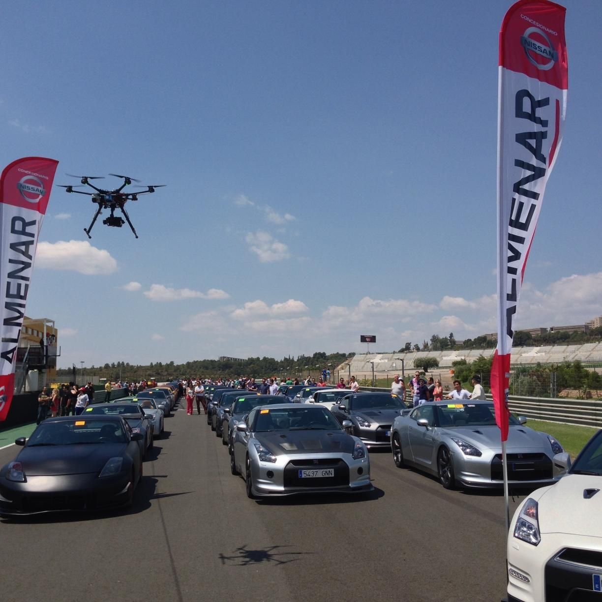 EL CIRCUITO RICARDO TORMO ACOGIÓ LA VIII CONCENTRACIÓN NACIONAL NISSAN NISSAN