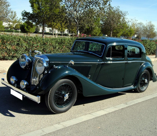 CLÁSICOS AL VOLANTE PRUEBA EL JAGUAR MK IV BERLINA (1948)