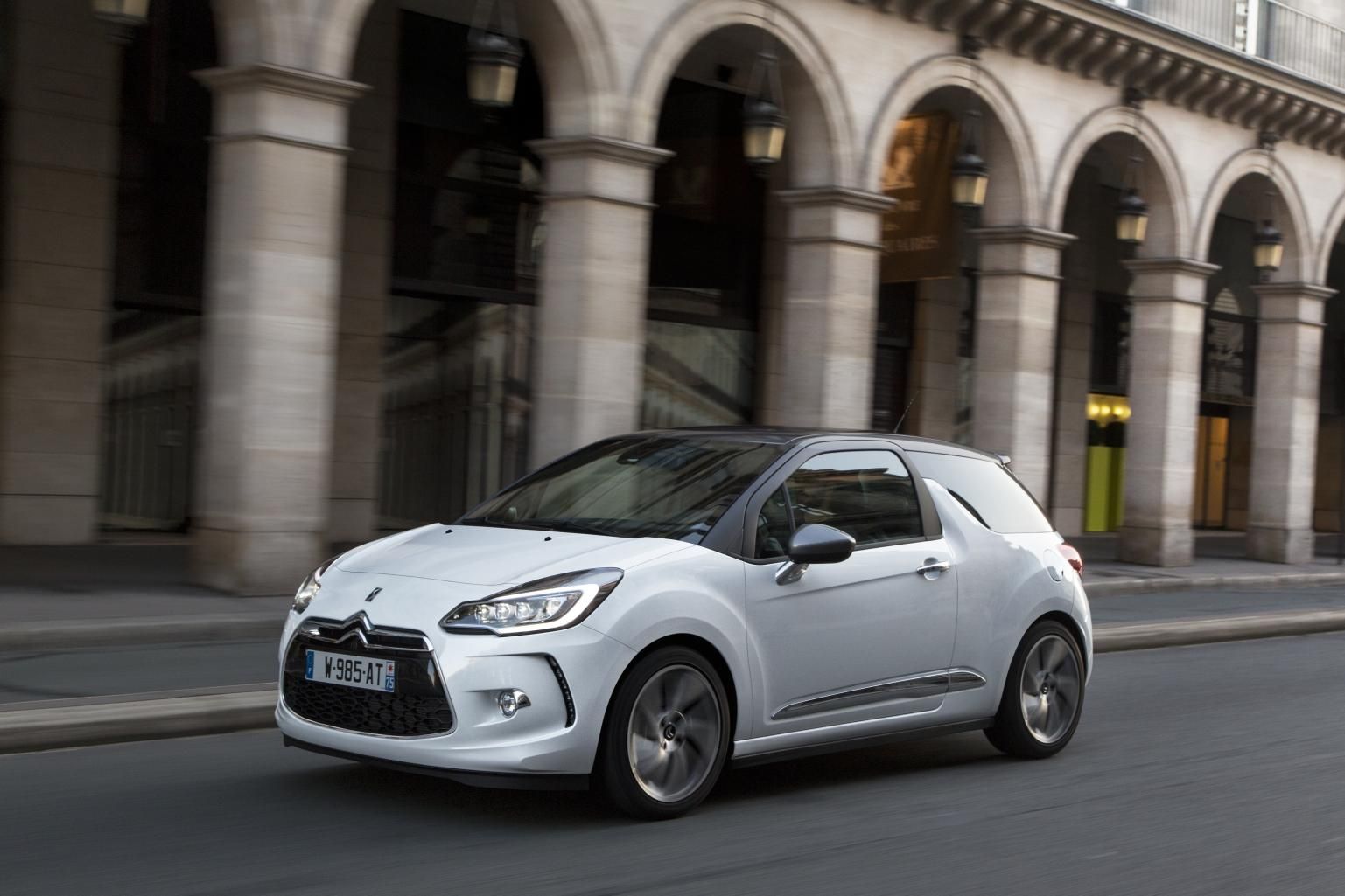 DS OFRECE EL LUJO DE CONTAR CON EL MEJOR MOTOR DEL AÑO