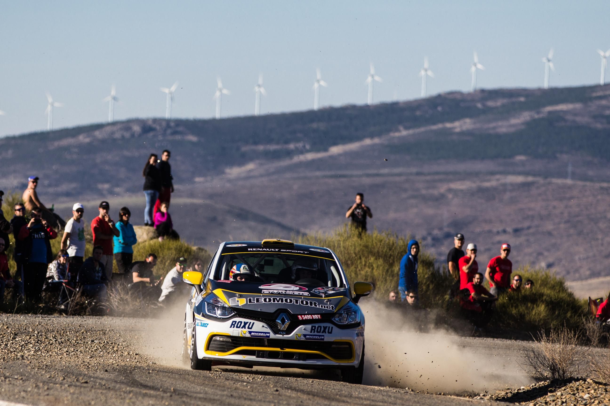 Clio R3t RENAULT LANZA EL PRIMER TROFEO CLIO R3T CANARIAS