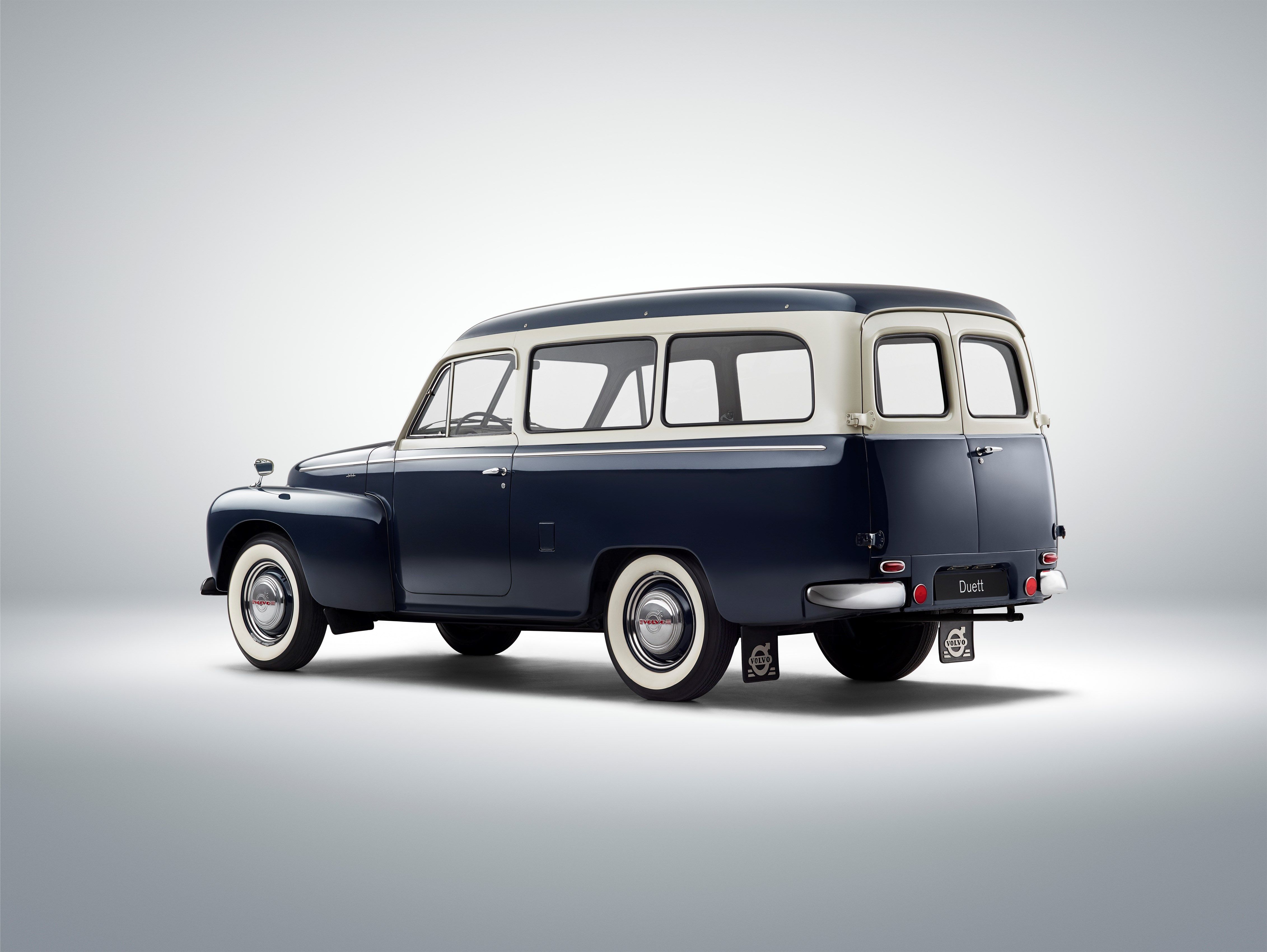 VOLVO, 60 AÑOS FABRICANDO FAMILIARES O STATION WAGON VOLVO