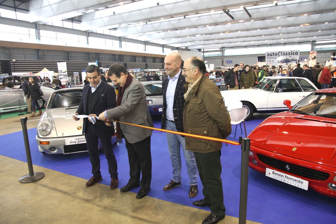 RETRO GALICIA MUESTRA EN VIGO LA GRAN AFICIÓN AL AUTOMÓVIL CLÁSICO EN GALICIA EVENTOS DEL MOTOR