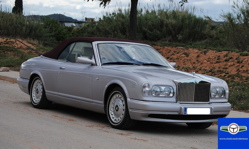 ROLLS-ROYCE CORNICHE CONVERTIBLE (2001)