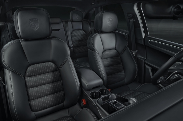 EL INTERIOR DEL PORSCHE MACAN T TIENE PERSONALIDAD PROPIA EL INTERIOR DEL PORSCHE MACAN T TIENE PERSONALIDAD PROPIA
