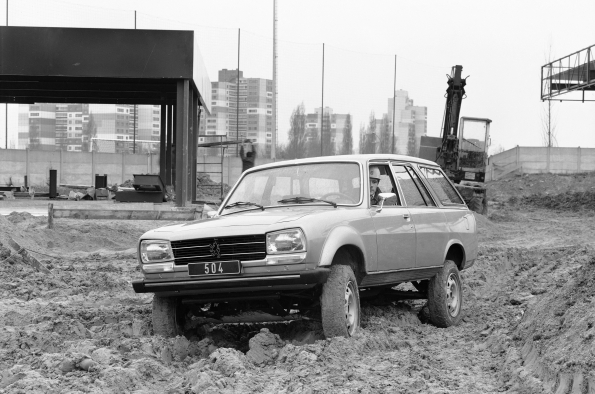 EL PEUGEOT 504 4X4 DANGEL ERA FÁCIL DE USAR Y NO REQUERÍA DE APRENDIZAJE