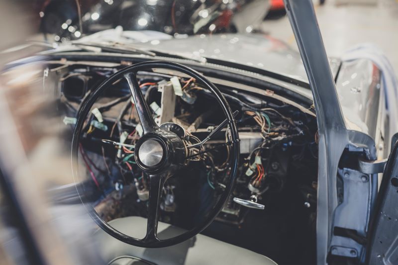 LA RESTAURACIÓN DEL BENTLEY TIPO-T SBH1001 HA SIDO INTEGRAL LA RESTAURACIÓN DEL BENTLEY TIPO-T SBH1001 HA SIDO INTEGRAL