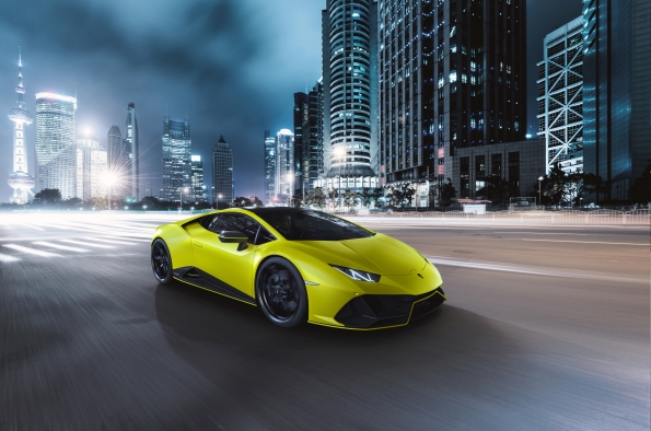 HURACÁN EVO FLUO