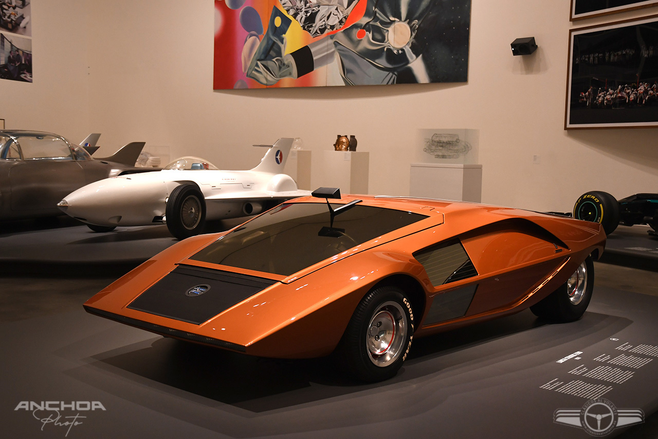 LANCIA STRATOS ZERO (1970), PRESTADO POR PHILLIP SAROFIM