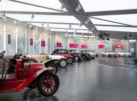 MUSEO ALFA ROMEO EN MILÁN: HISTORIA, BELLEZA Y ELEGANCIA PARA TODA LA FAMILIA MUSEO ALFA ROMEO DE ARESE