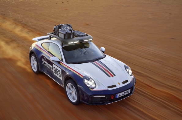 PORSCHE 911 DAKAR