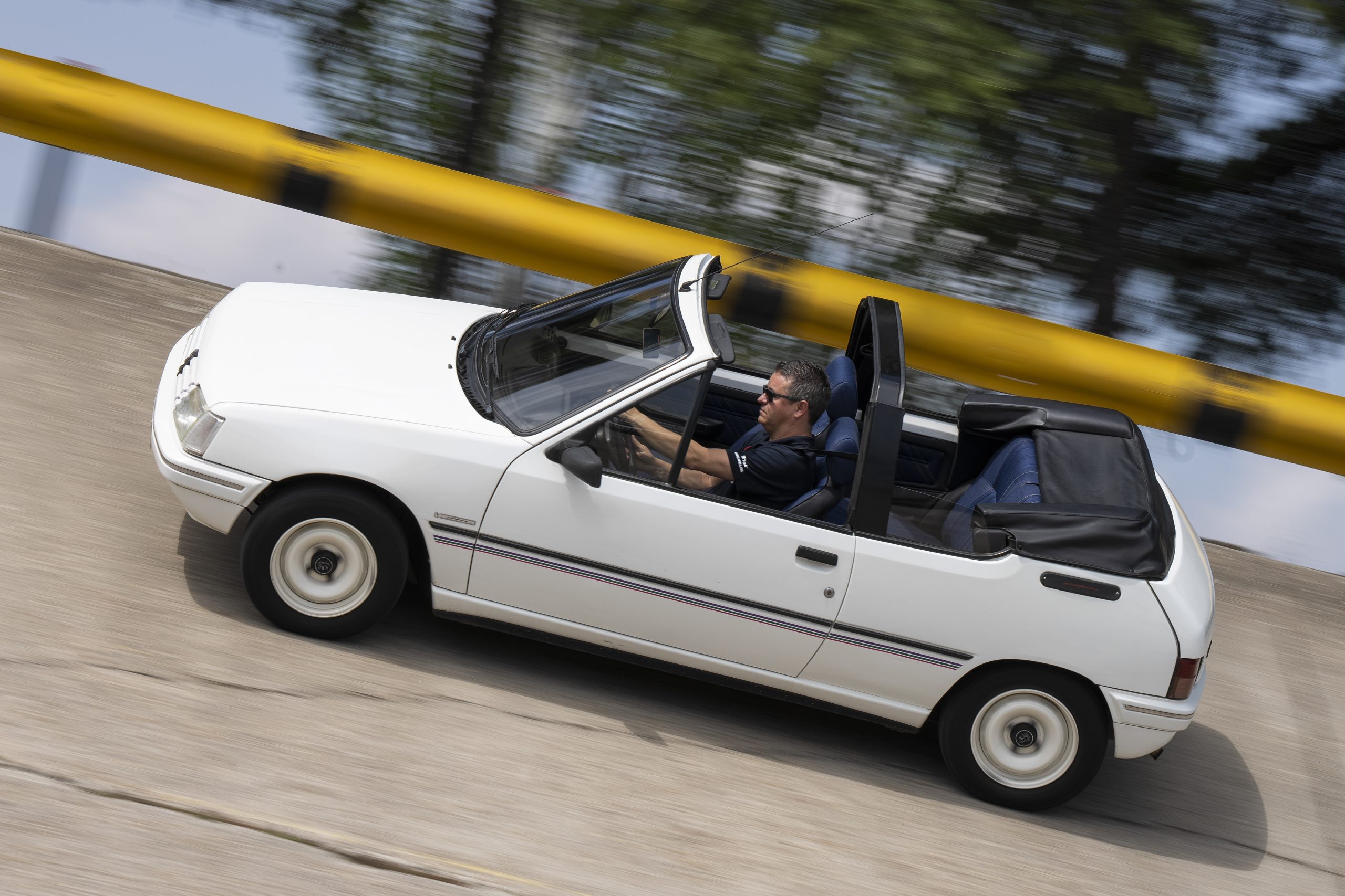 PEUGEOT 205 CJ CABRIOLET