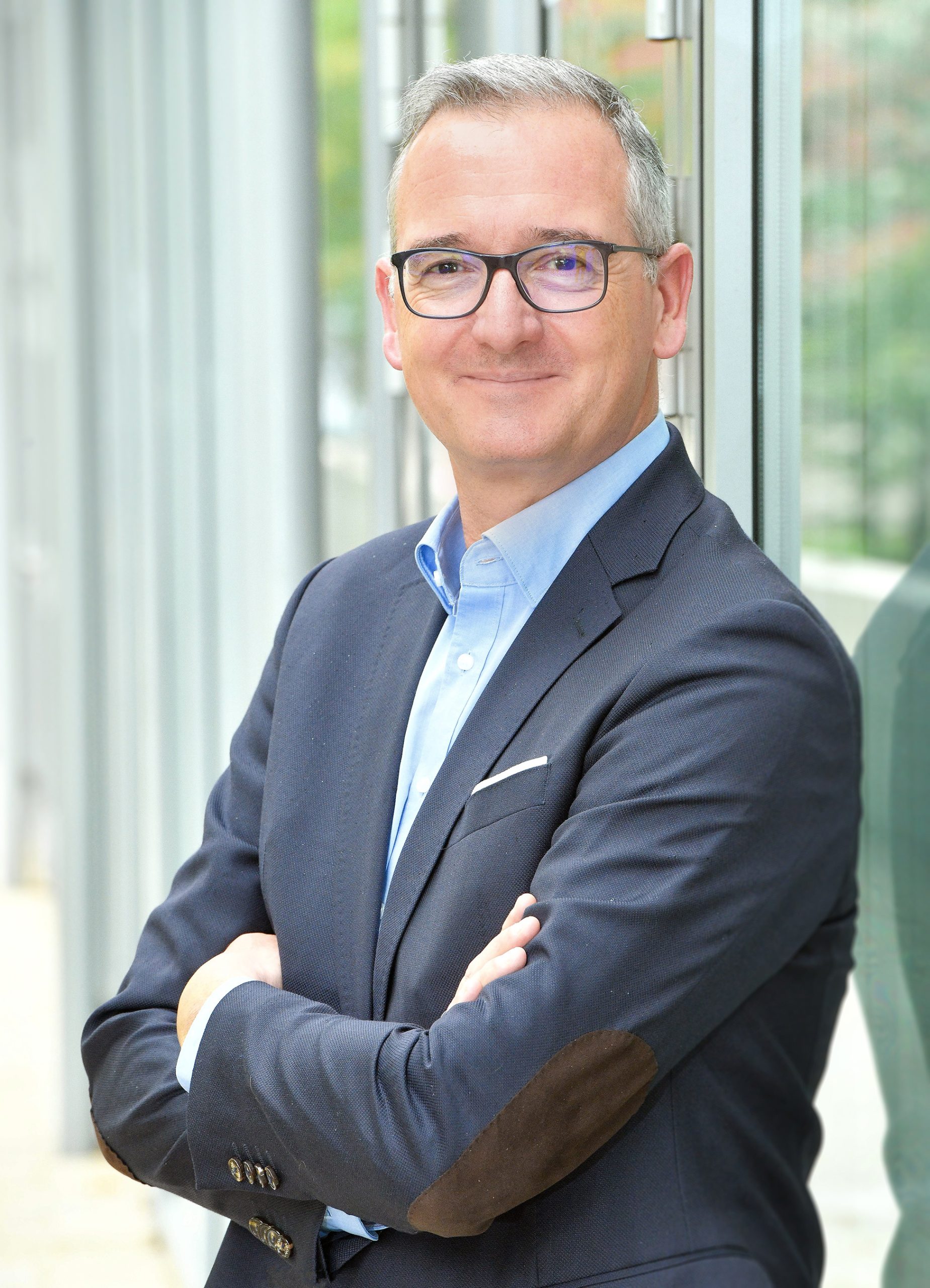 • BENTLEY APPOINTS ANDREAS LEHE AS NEW BOARD MEMBER FOR MANUFACTURING