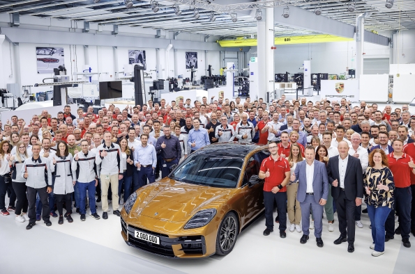 LA PLANTA DE PORSCHE EN LEIPZIG PRODUCE EL COCHE DOS MILLONES