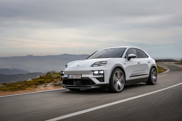 PORSCHE COMBINA SU ADN DE DISEÑO CON UNA AERODINÁMICA OPTIMIZADA
