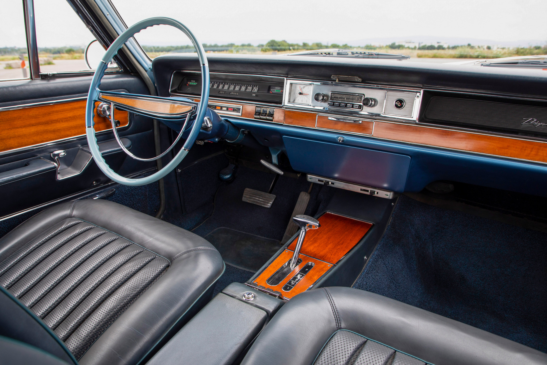 OPEL DIPLOMAT V8 COUPÉ
