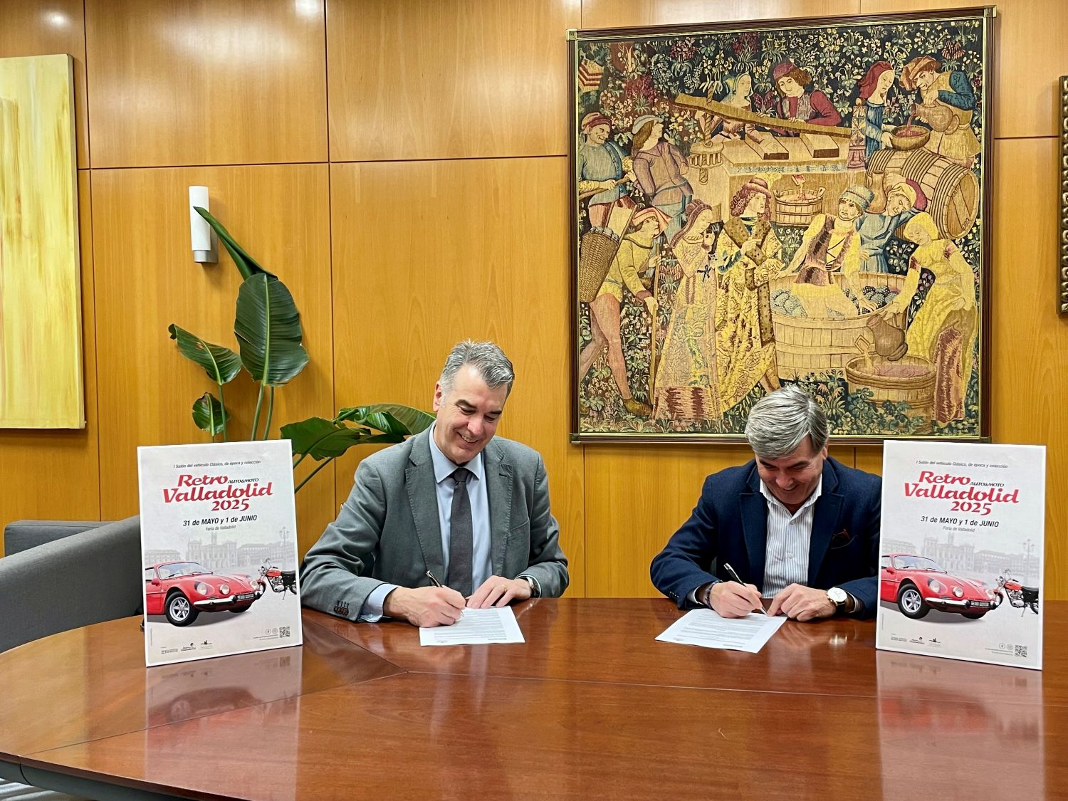 EL DIRECTOR GENERAL DE FERIA DE VALLADOLID, ALBERTO ALONSO, Y JOSÉ ENRIQUE ELVIRA, DIRECTOR GENERAL DE EVENTOS MOTOR