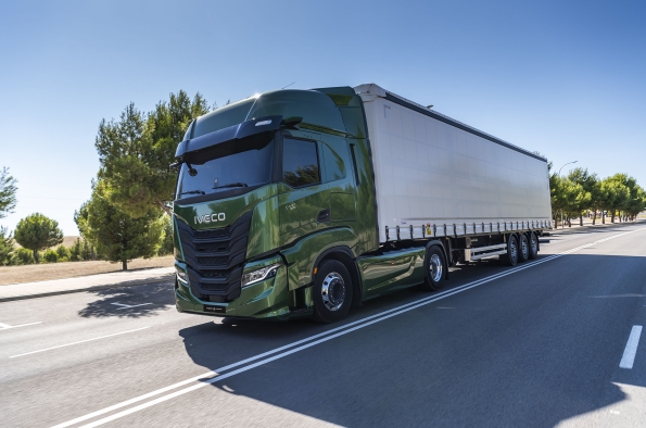 IVECO S-WAY