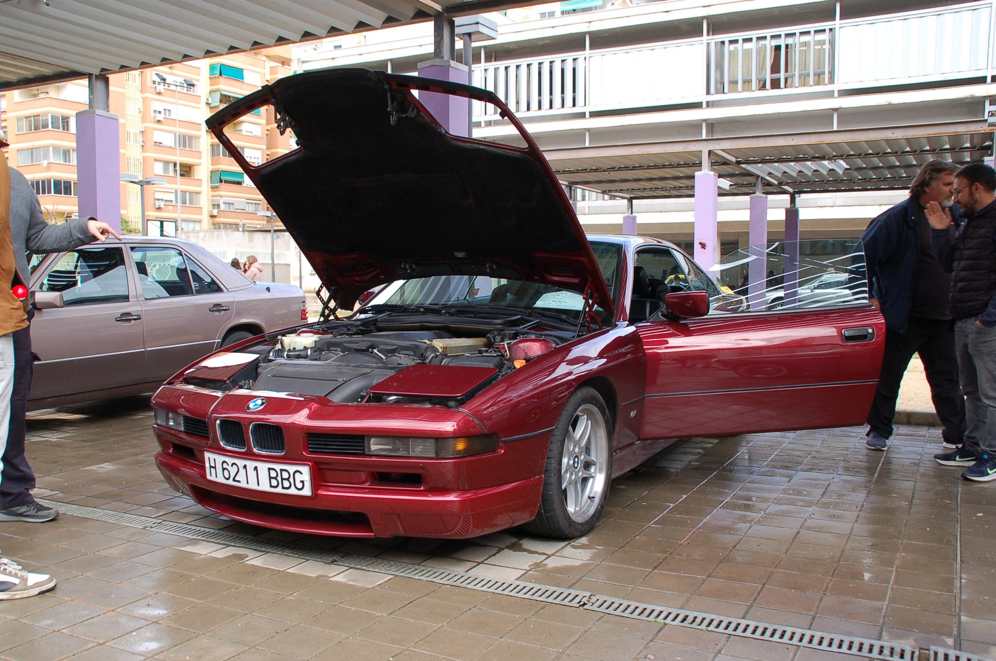 BMW 850i