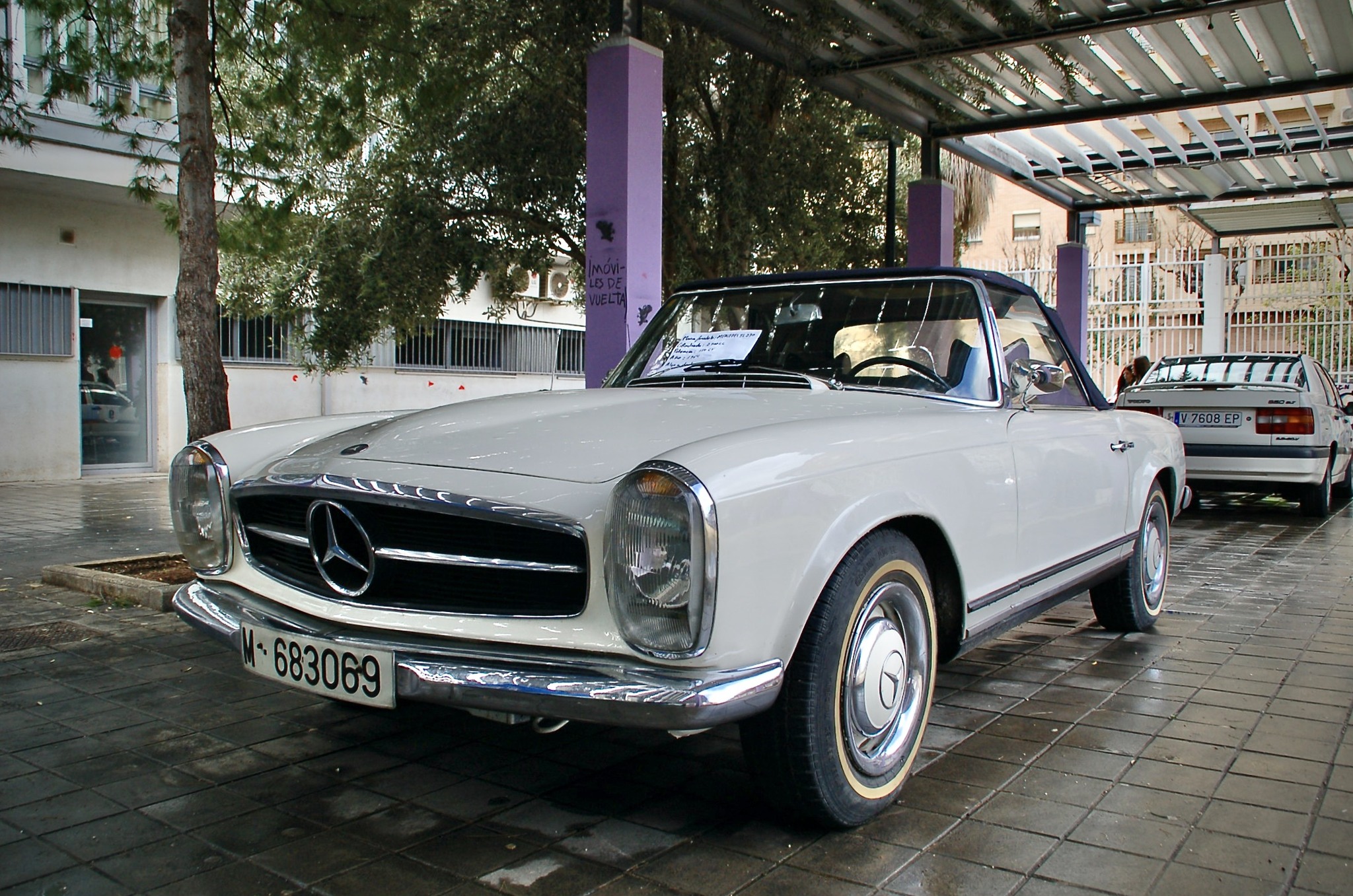 MERCEDES 230 SL