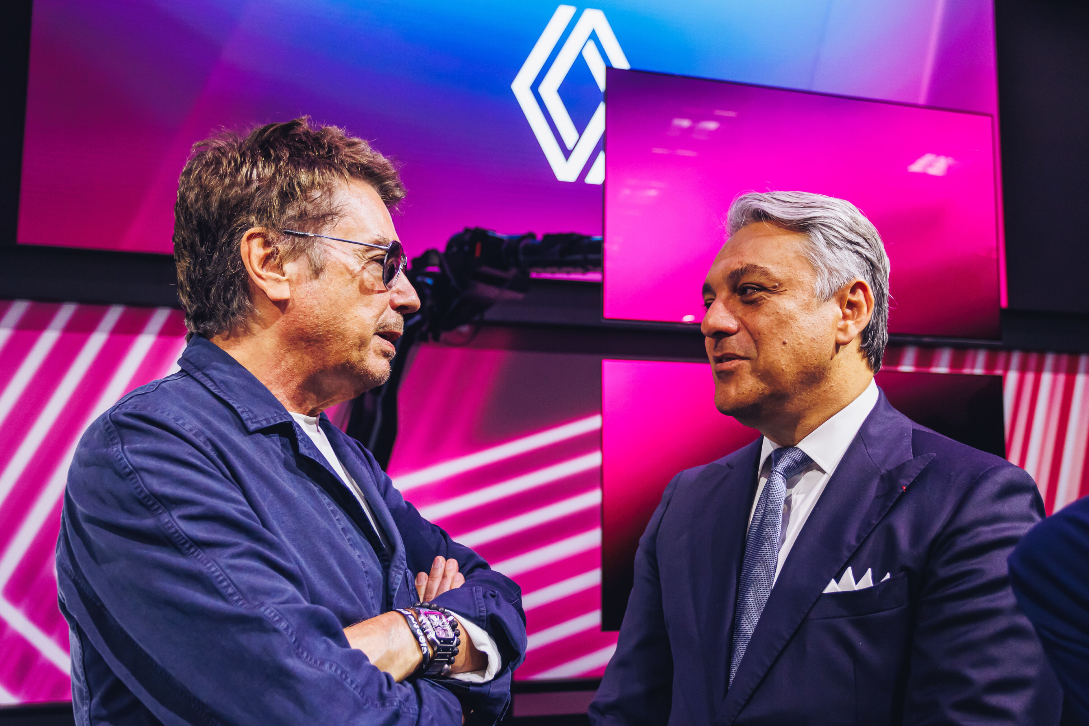 JEAN-MICHEL JARRE Y LUCA DE MEO, CEO DE RENAULT GROUP