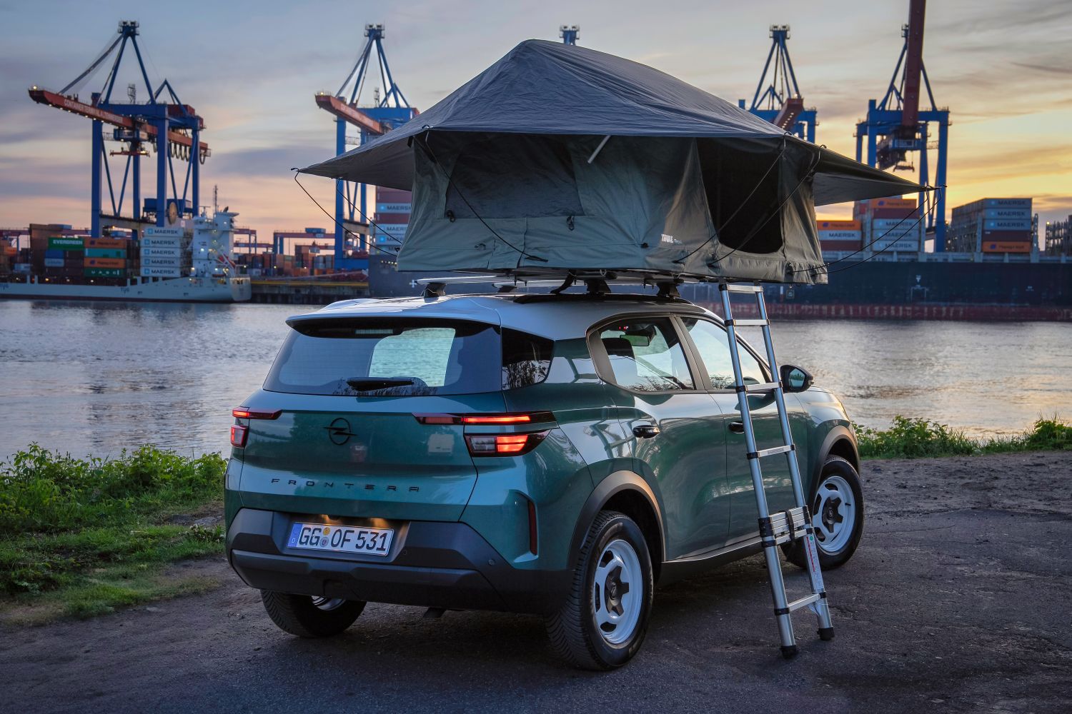 EL NUEVO OPEL FRONTERA CON TIENDA DE TECHO