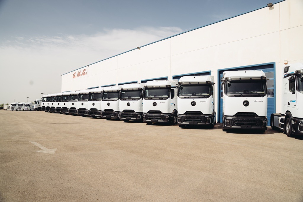 TRANSPORTES A.M.A. INCORPORA A SU FLOTA 43 TRACTORAS MERCEDES-BENZ ACTROS 1848 LS PROCABIN