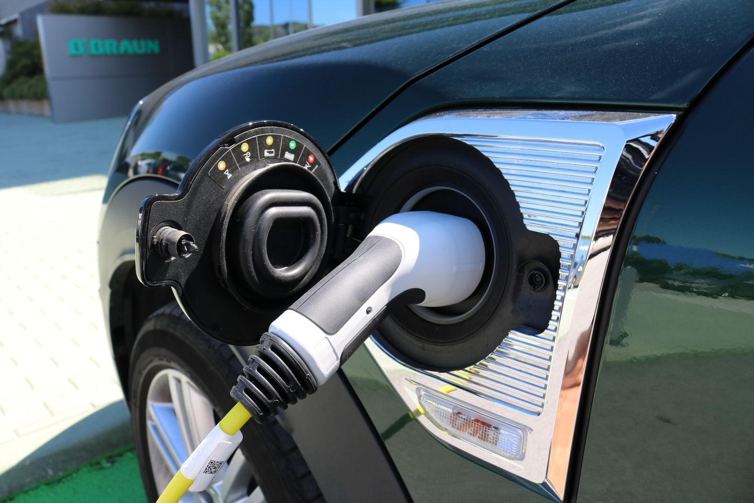 B. BRAUN IMPULSA LA ELECTRIFICACIÓN DE SU FLOTA CON LA COLABORACIÓN DE ARVAL