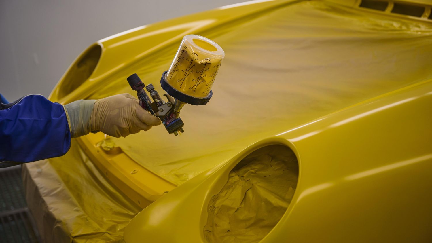 ¿CÓMO SE CREAN LOS COLORES PERSONALIZADOS EN PORSCHE?