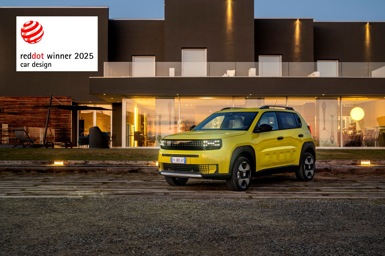 EL FIAT GRANDE PANDA GANA EL "RED DOT AWARD" 2025