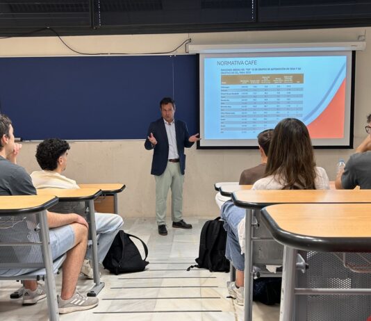 KOBE MOTOR PARTICIPA EN UNA CHARLA SOBRE MOVILIDAD EN LA UC3M KOBE MOTOR PARTICIPA EN UNA CHARLA SOBRE MOVILIDAD EN LA UC3M