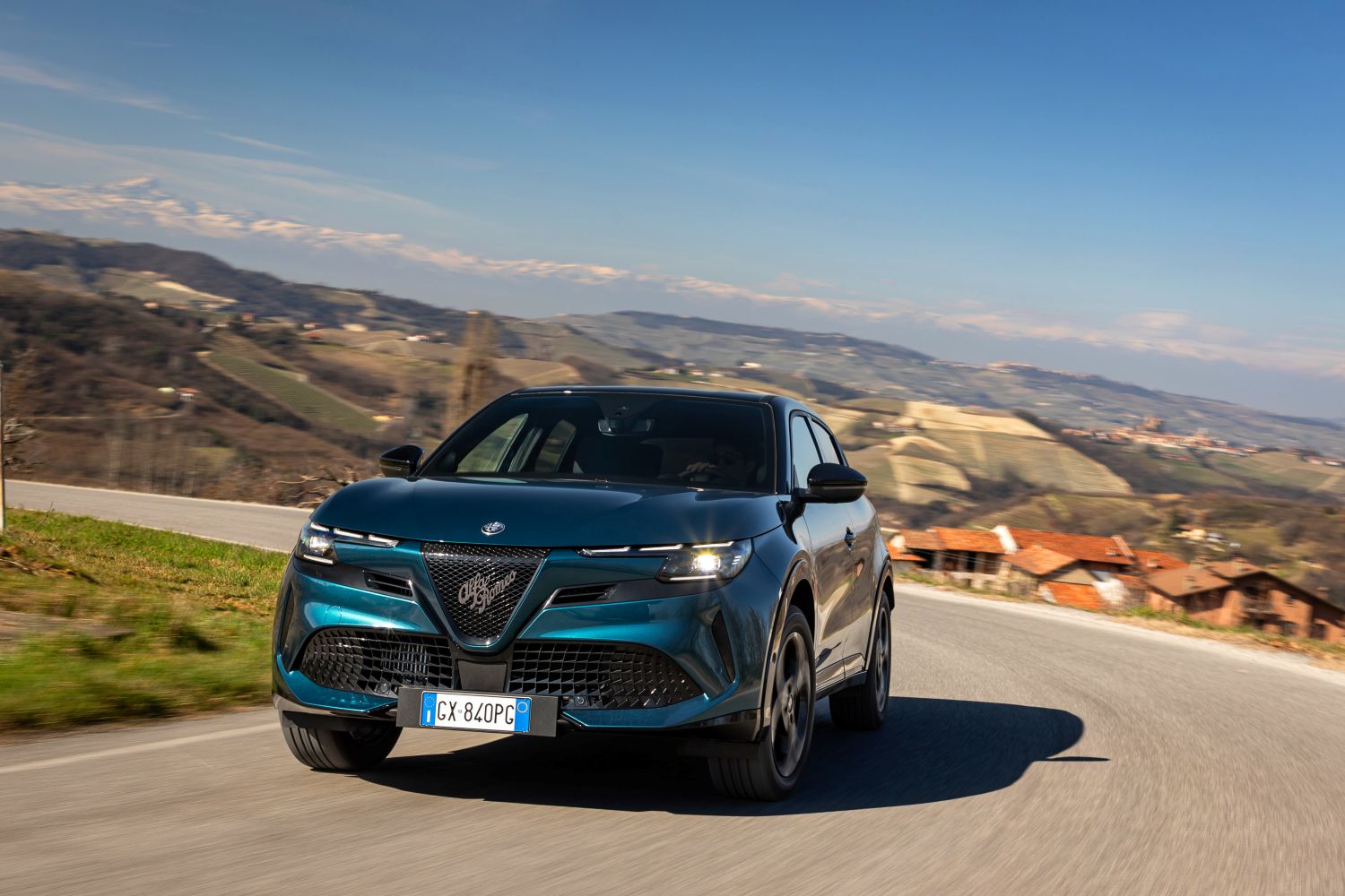 ALFA ROMEO JUNIOR IBRIDA Q4