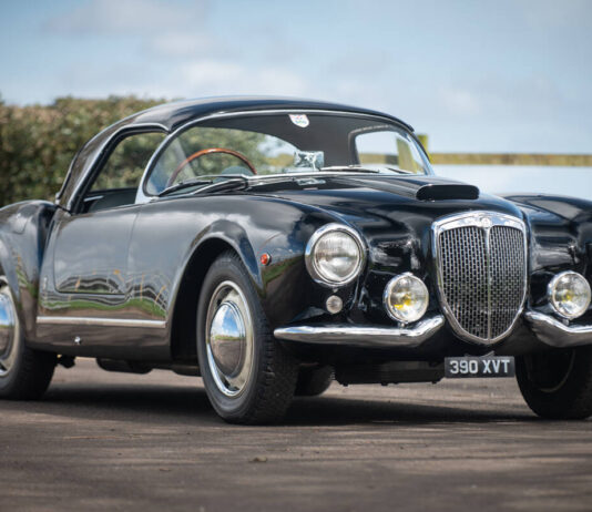 TRES CLÁSICOS LANCIA CON LOS QUE DISFRUTAR DEL VERANO LANCIA AURELIA B24 SPIDER