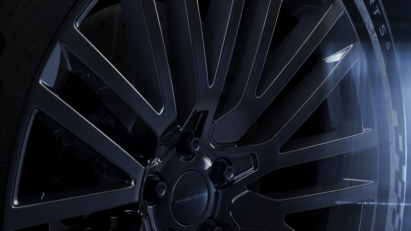 NUEVO RANGE ROVER SPORT SV BLACK EDITION