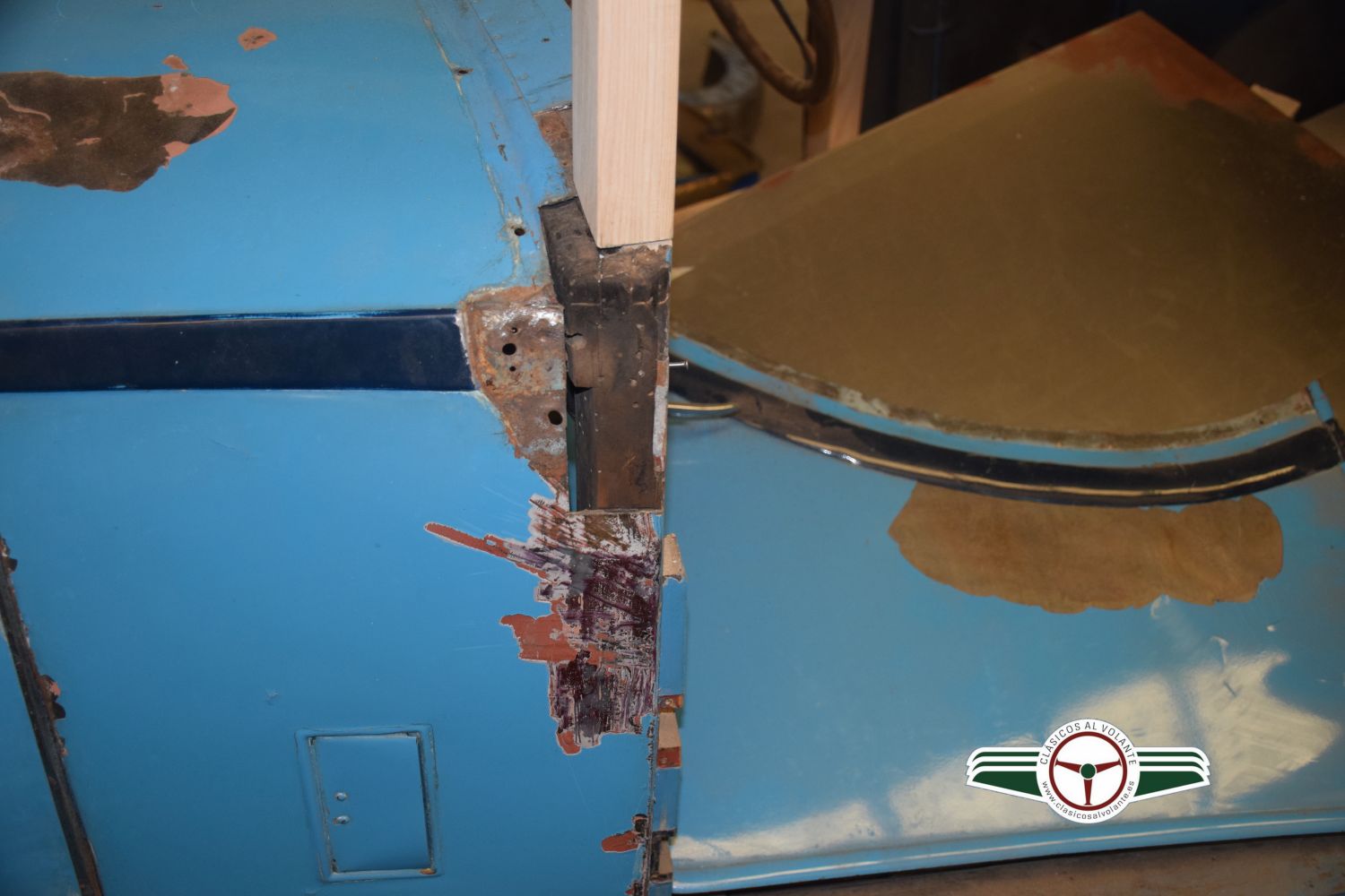 LOS AÑOS HAN DEJADO SU HUELLA EN LA CARROCERÍA DEL T-49