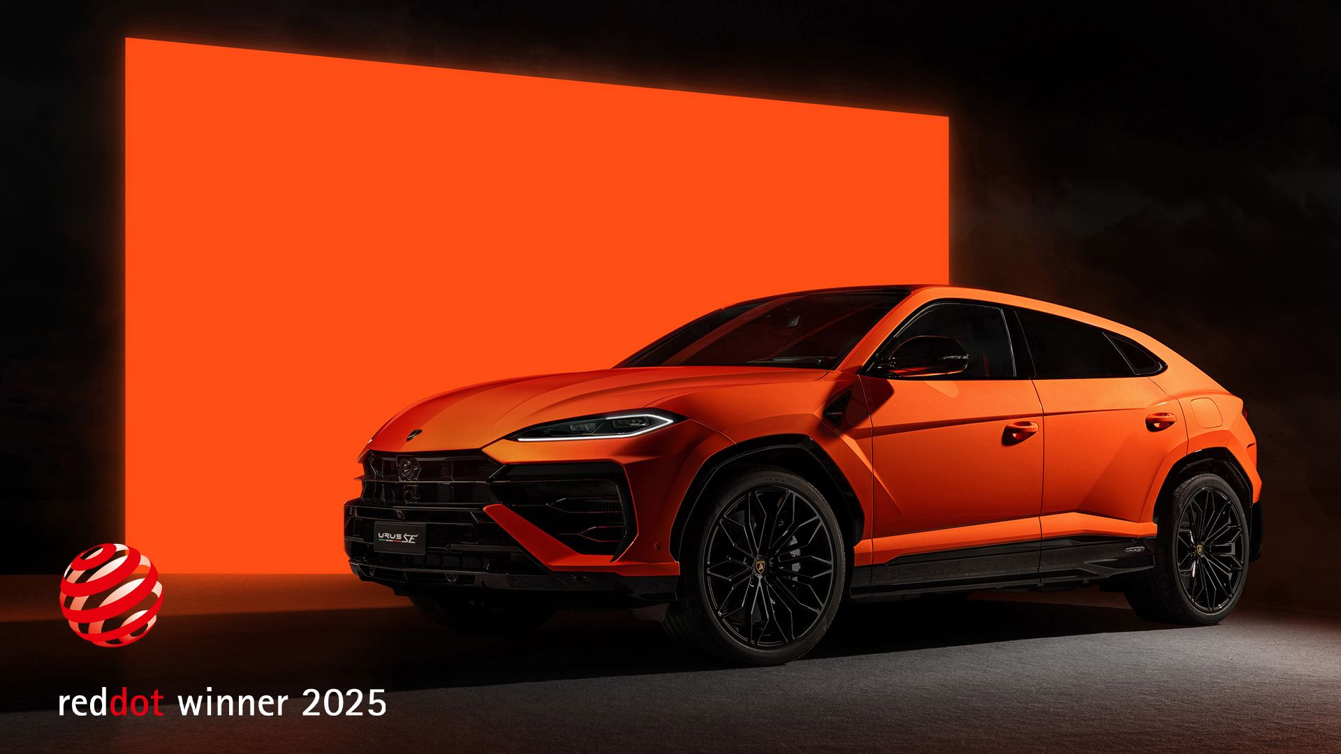 LAMBORGHINI URUS SE