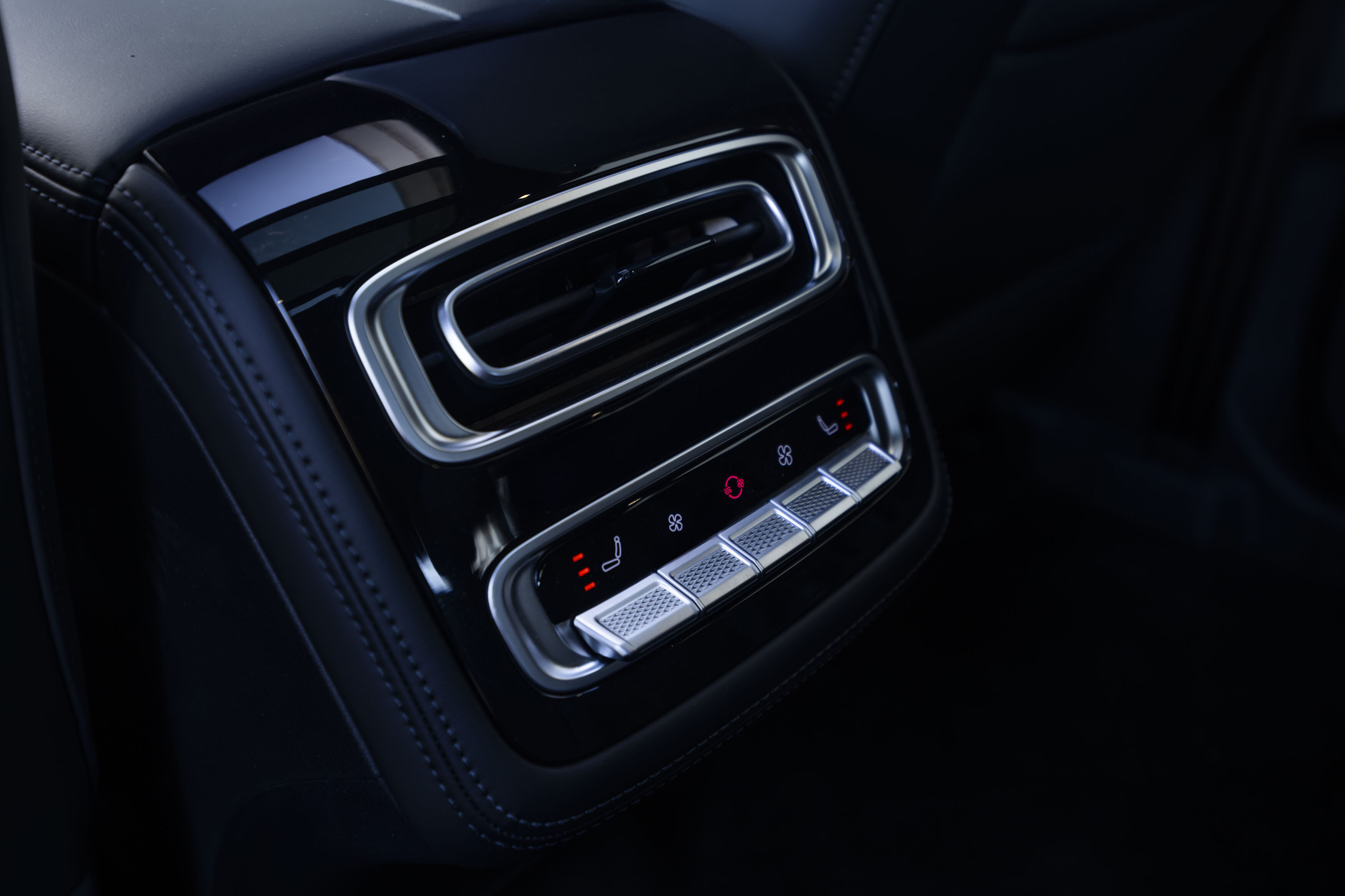 OMODA & JAECOO HA INTRODUCIDO EN SUS ÚLTIMAS NOVEDADES EL SISTEMA AQS, "AIR QUALITY SYSTEM"

