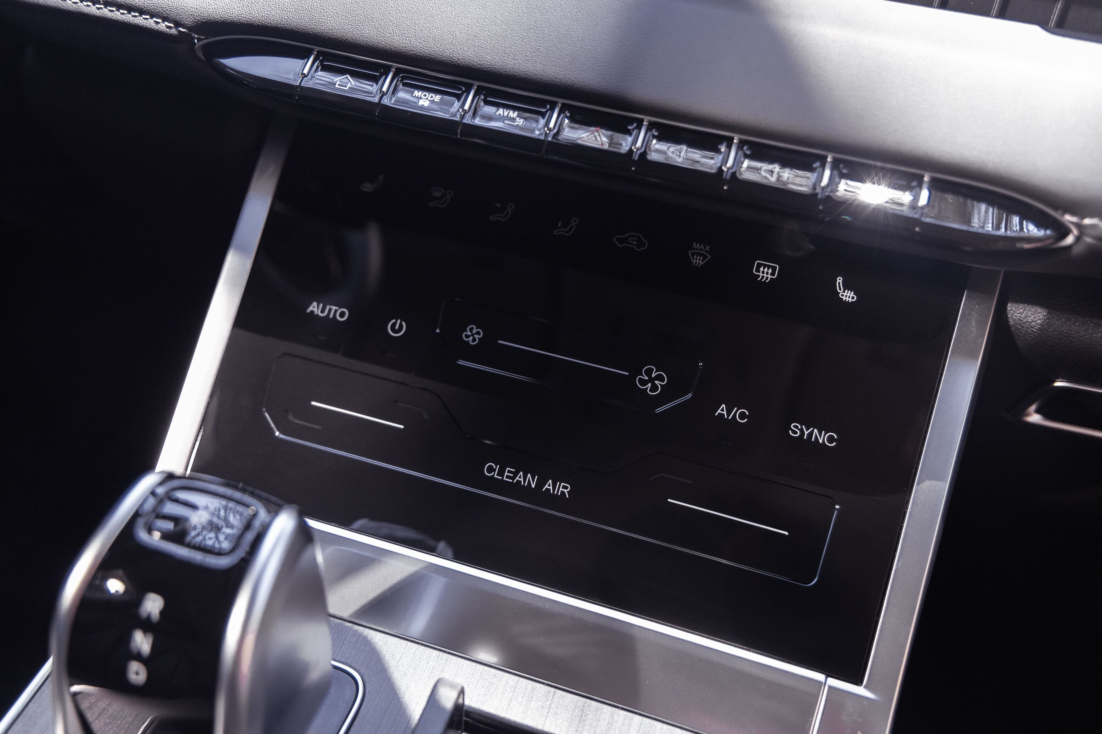 LOS EBRO S400, S700 Y S800 INCORPORAN UN COMPLETO PAQUETE DE SOLUCIONES QUE TRABAJAN DE FORMA CONJUNTA PARA CREAR UN ENTORNO AGRADABLE Y SALUDABLE