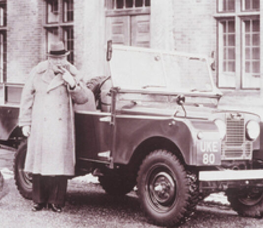 EDICIÓN LIMITADA DEL CLASSIC DEFENDER V8: EL LAND ROVER DE WINSTON CHURCHILL COMO FUENTE DE INSPIRACIÓN EL LAND ROVER SERIES I DE 1954 DE SIR WINSTON CHURCHILL