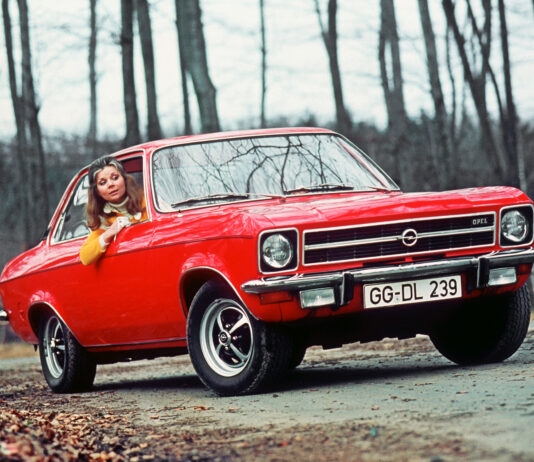 EL OPEL ASCONA CUMPLE 55 AÑOS OPEL ASCONA A