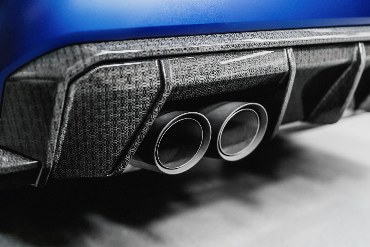 EL GRUPO BMW AVANZA EN LA UTILIZACIÓN DE COMPUESTOS DE FIBRA NATURAL PARA SUS MODELOS DE SERIE