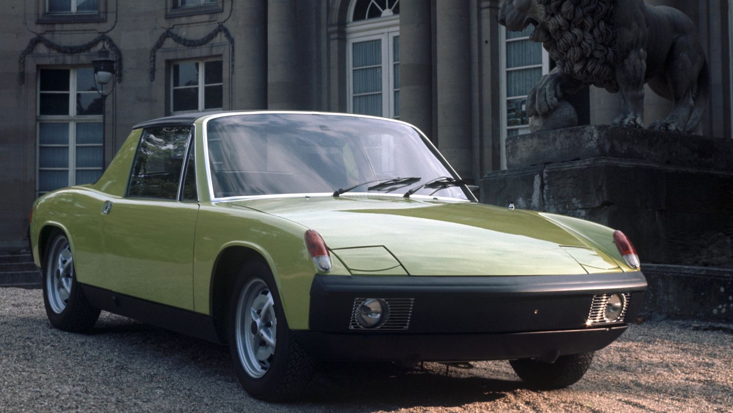 PORSCHE 914
