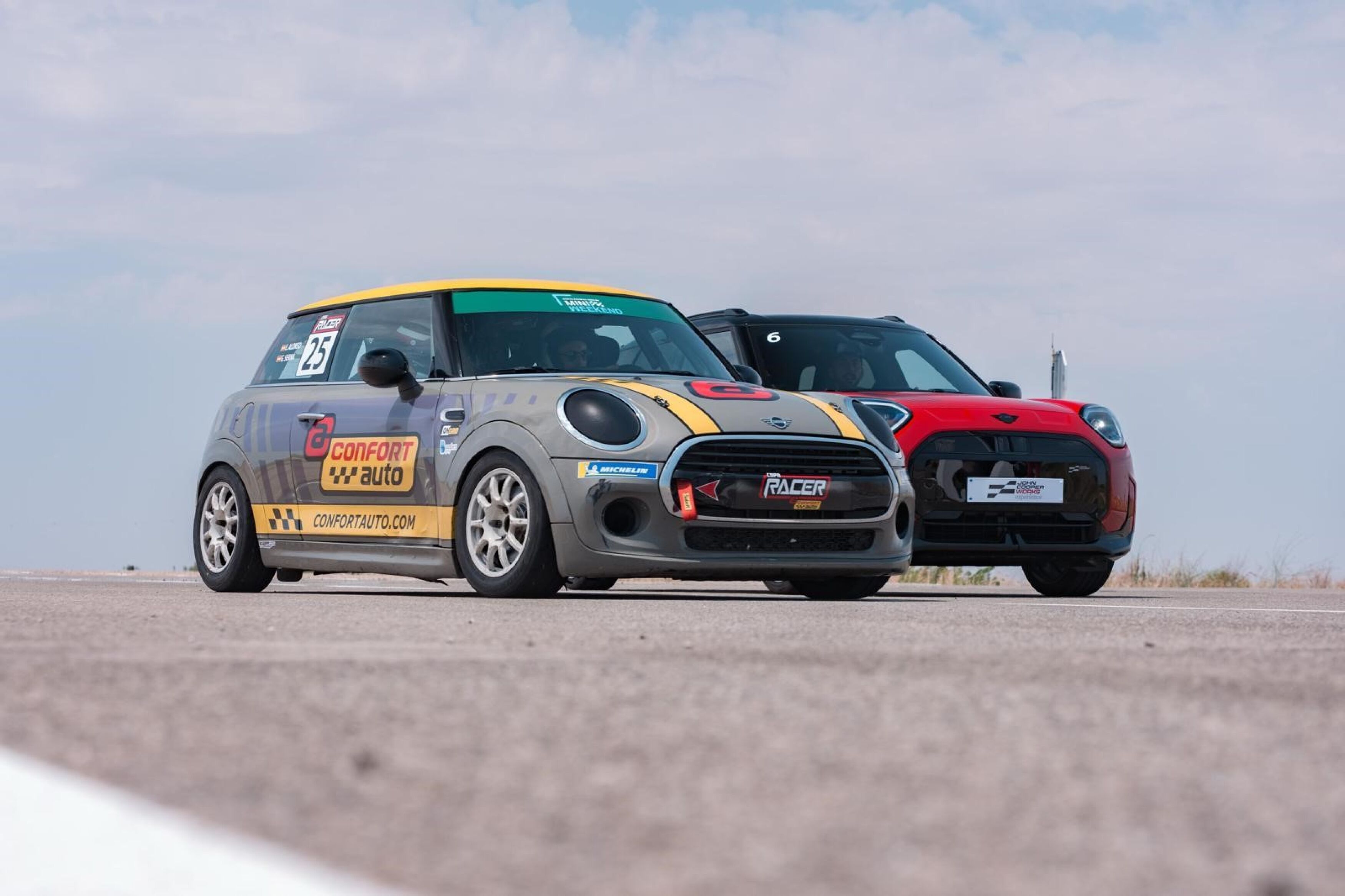 LOS NUEVOS MODELOS MINI JOHN COOPER WORKS DEMUESTRAN SU POTENCIAL EN LA PISTA DE PRUEBAS DE HAKKA RING